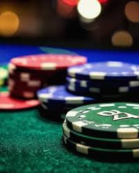 Dashboard utama rajadewa138 menampilkan kategori permainan slot, live dealer, dan sportsbook
